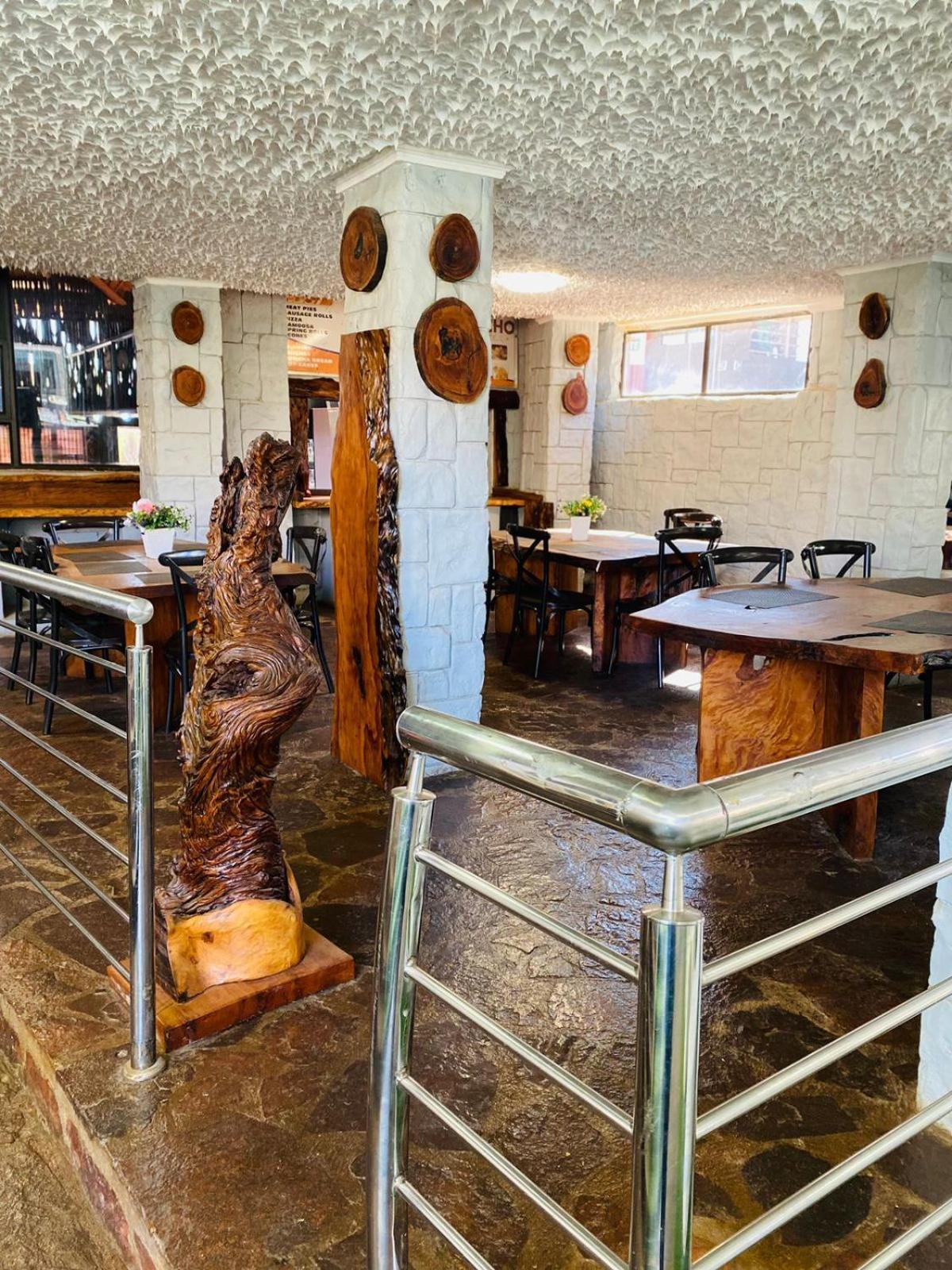 Jericho Hotel And Conferences Thohoyandou Exterior photo