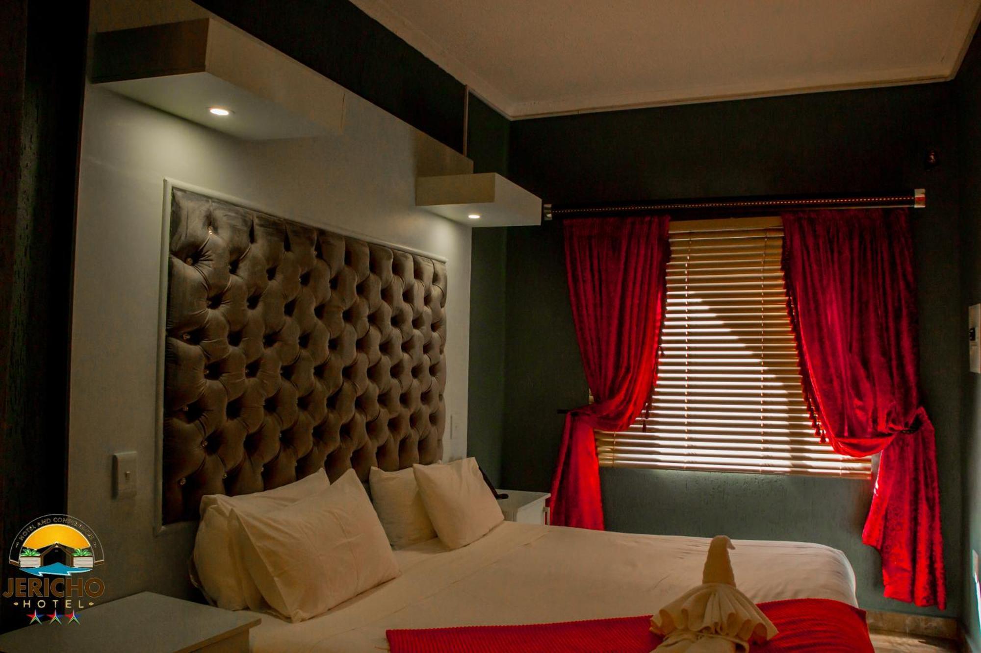 Jericho Hotel And Conferences Thohoyandou Exterior photo