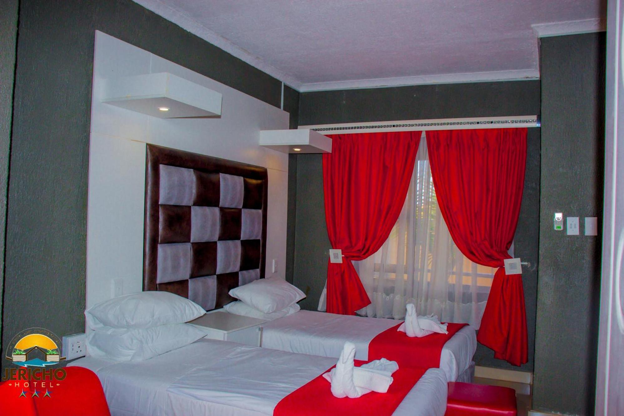 Jericho Hotel And Conferences Thohoyandou Exterior photo