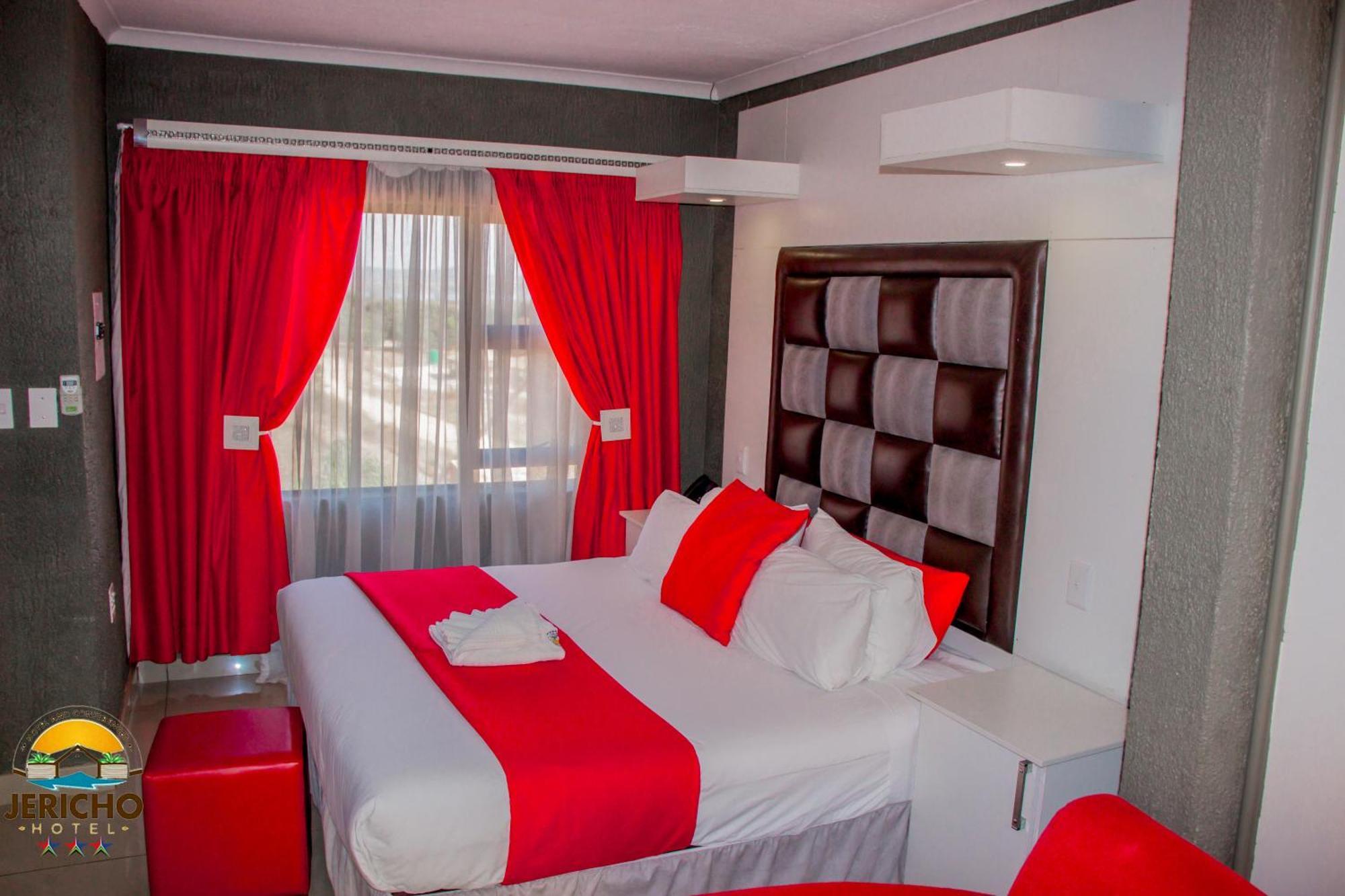 Jericho Hotel And Conferences Thohoyandou Exterior photo